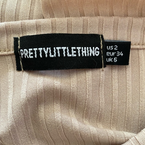 Prettylittlething Womens size 2 long sleeve top. - Picture 4 of 4
